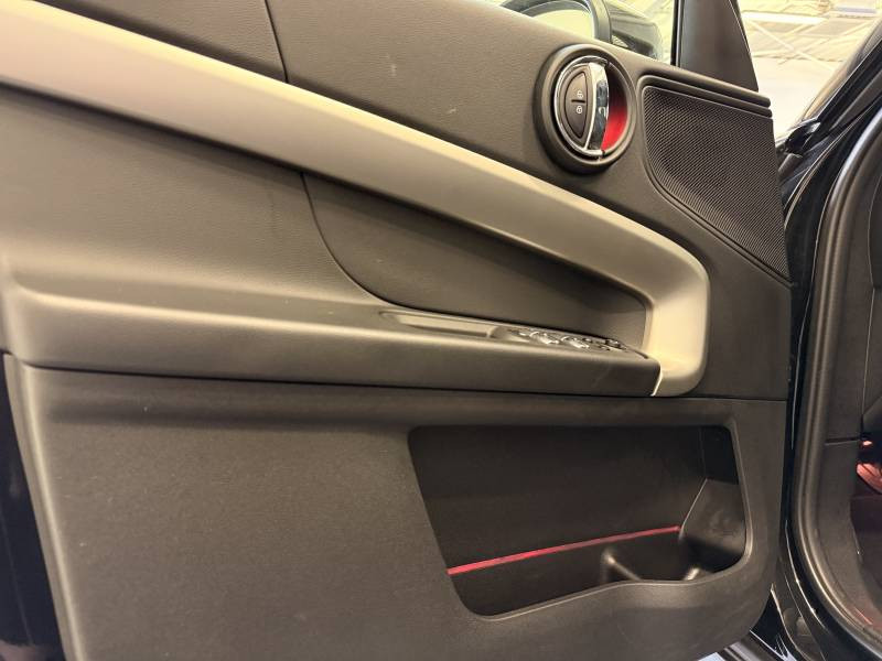 Mini Mini Countryman 178 ch ALL4 BVA8 Cooper S Essential  occasion  Brive-la-Gaillarde - photo n10