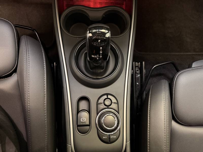 Mini Mini Countryman 178 ch ALL4 BVA8 Cooper S Essential  occasion  Brive-la-Gaillarde - photo n17