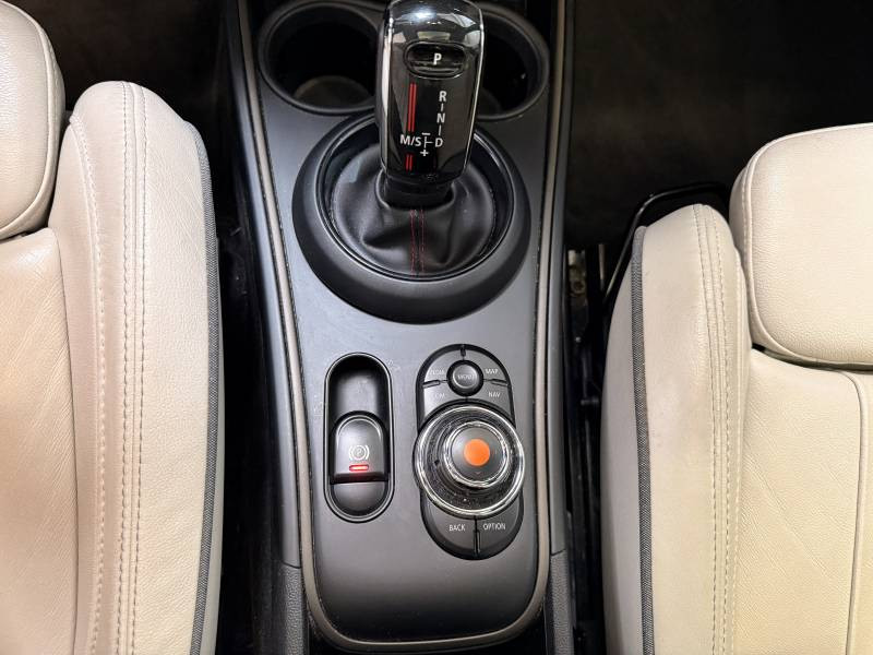 Mini Mini Countryman 190 ch BVA8 Cooper SD Oakwood  occasion � Brive-la-Gaillarde - photo n�18
