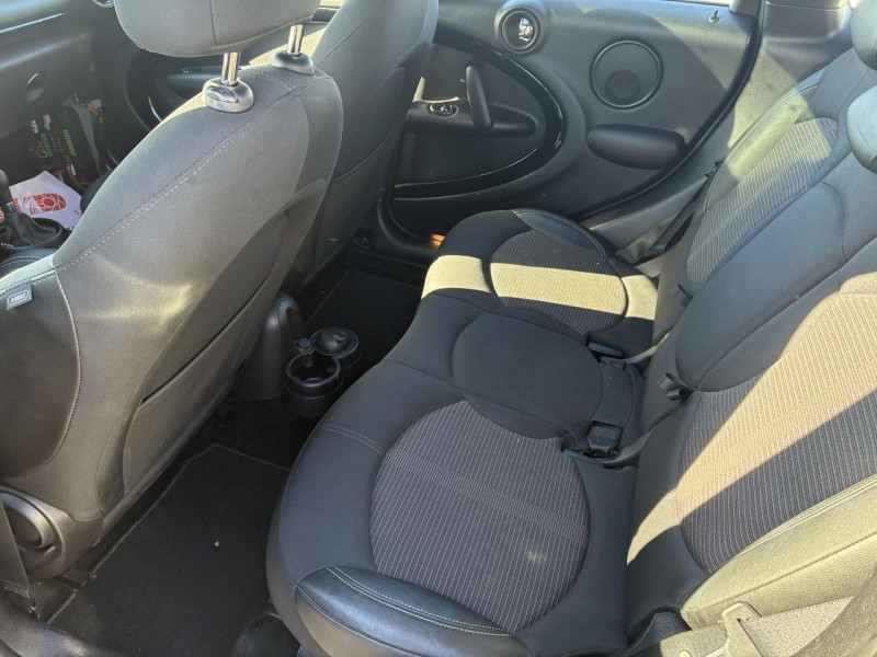 Mini Mini Countryman 2.0 D 112 BVA Cooper D Red Hot Chili 2016 - photo n°12 Mini Mini Countryman 2.0 D 112 BVA Cooper D Red Hot Chili  occasion à Labège - photo n°12