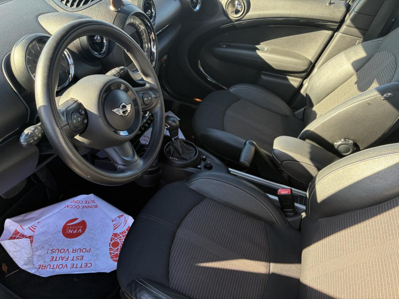 Mini Mini Countryman 2.0 D 112 BVA Cooper D Red Hot Chili 2016 - photo n°9 Mini Mini Countryman 2.0 D 112 BVA Cooper D Red Hot Chili  occasion à Labège - photo n°9