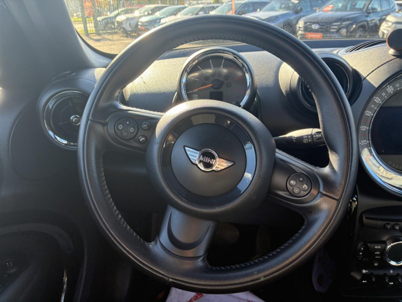 Mini Mini Countryman 2.0 D 112 BVA Cooper D Red Hot Chili 2016 - photo n°11 Mini Mini Countryman 2.0 D 112 BVA Cooper D Red Hot Chili  occasion à Labège - photo n°11