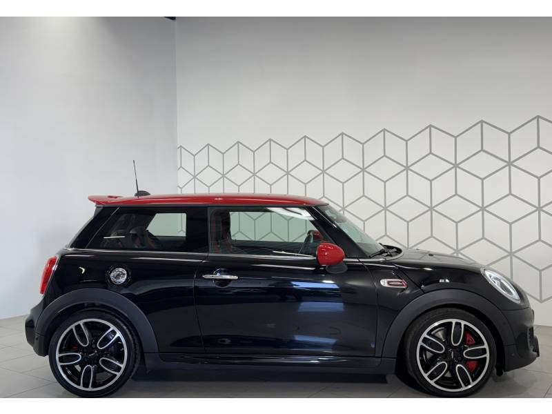 Mini Mini Hatch 3 Portes 231 ch John Cooper Works BVA8 Finition JCW Ex  occasion � Tarbes - photo n�5