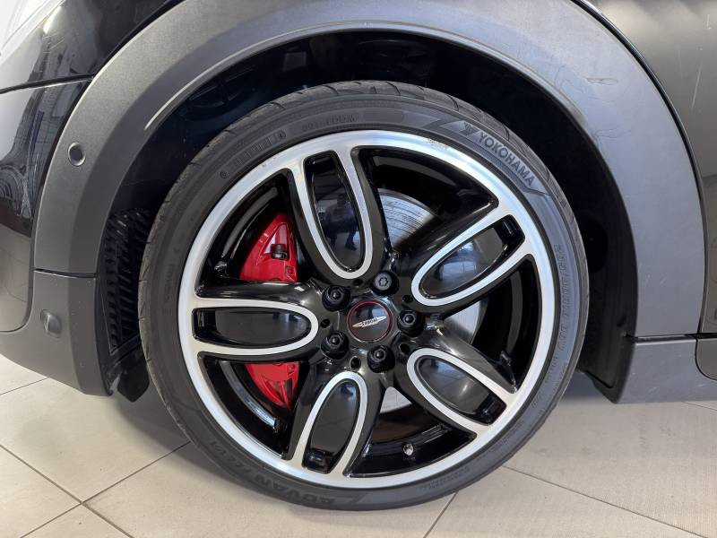 Mini Mini Hatch 3 Portes 231 ch John Cooper Works BVA8 Finition JCW Ex  occasion  Tarbes - photo n11