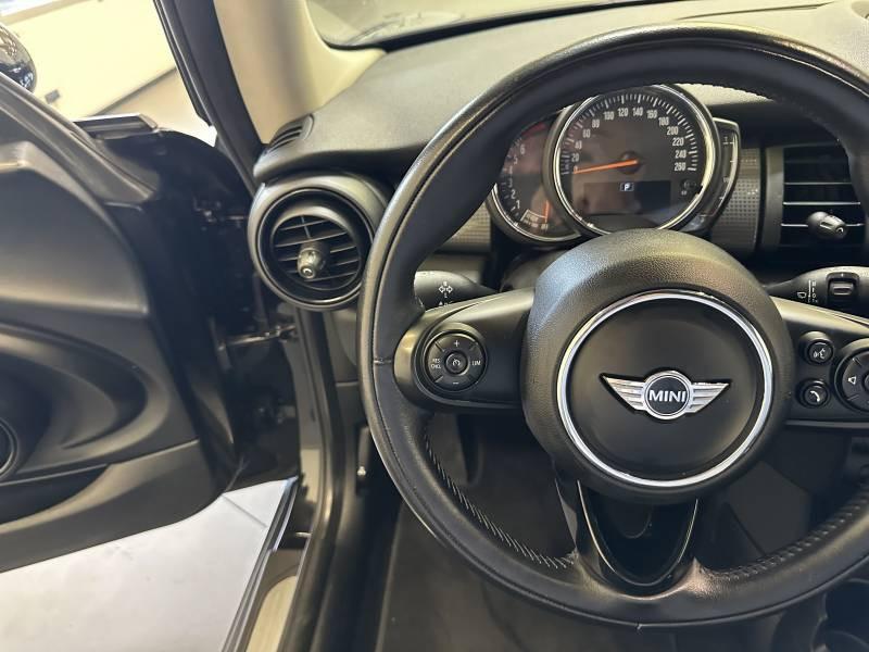 Mini Mini Hatch 3 Portes Cooper 136 ch BVA6 Finition Business  occasion  Brive-la-Gaillarde - photo n15