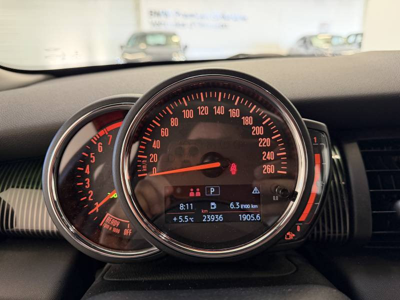 Mini Mini Hatch 3 Portes Cooper 136 ch BVA7 Edition 60 Years  occasion � Brive-la-Gaillarde - photo n�16