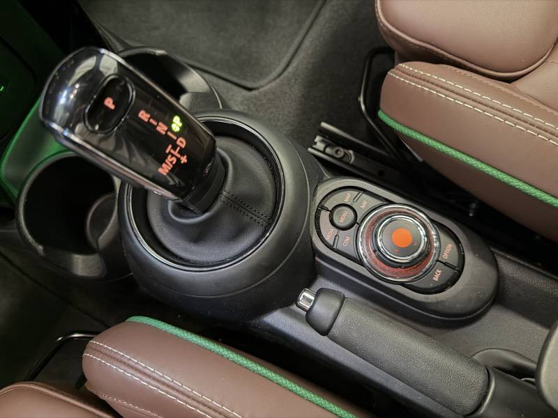 Mini Mini Hatch 3 Portes Cooper 136 ch BVA7 Edition 60 Years  occasion � Brive-la-Gaillarde - photo n�20