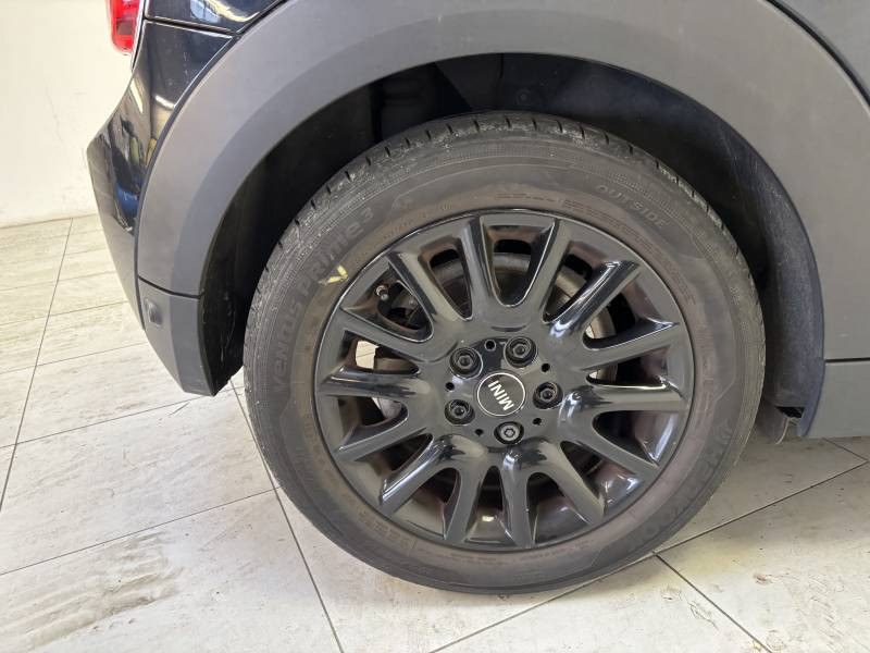 Mini Mini Hatch 3 Portes Cooper 136 ch BVA7 Edition Greenwich  occasion � B�ziers - photo n�11