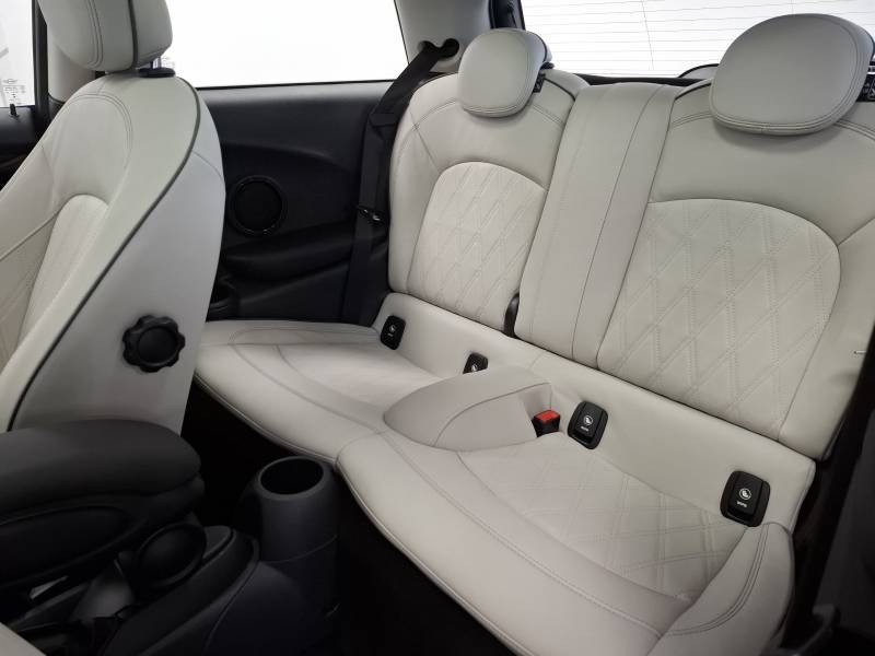 Mini Mini Hatch 3 Portes Cooper 136 ch BVA7 Edition Greenwich  occasion  Limoges - photo n9