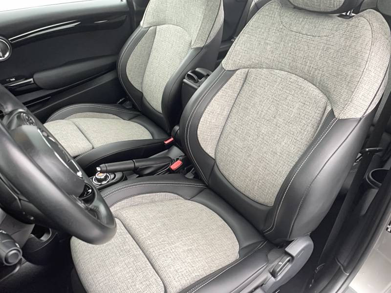 Mini Mini Hatch 3 Portes Cooper 136 ch BVA7 Edition Greenwich  occasion  Auch - photo n9