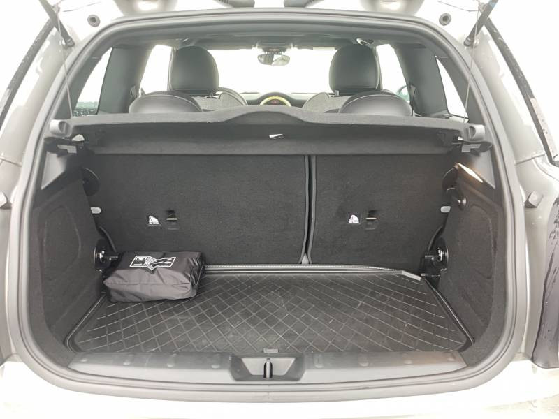 Mini Mini Hatch 3 Portes Cooper 136 ch BVA7 Edition Greenwich  occasion � Auch - photo n�12