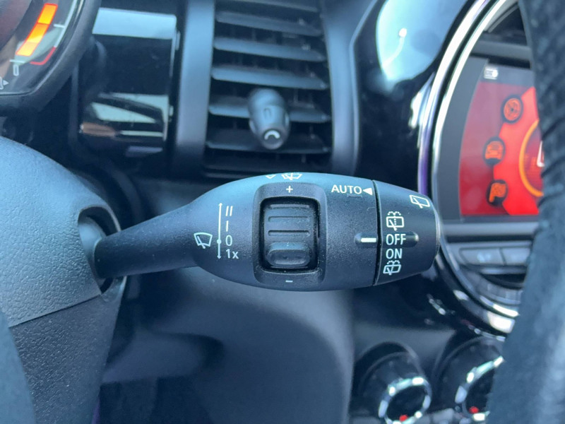 Mini Mini Hatch 3 Portes Cooper 136 ch BVA7 Finition Business Design 3  occasion � Muret - photo n�18