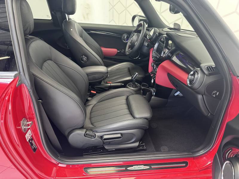 Mini Mini Hatch 3 Portes Cooper 136 ch BVA7 Finition John Works  occasion  Bziers - photo n9
