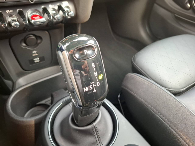 Mini Mini Hatch 3 Portes Cooper 136 ch DKG7 Edition Camden 3p  occasion &agrave; Bo� - photo n&deg;12