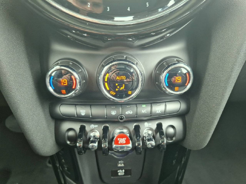 Mini Mini Hatch 3 Portes Cooper 136 ch DKG7 Edition Camden 3p  occasion  Bo - photo n18