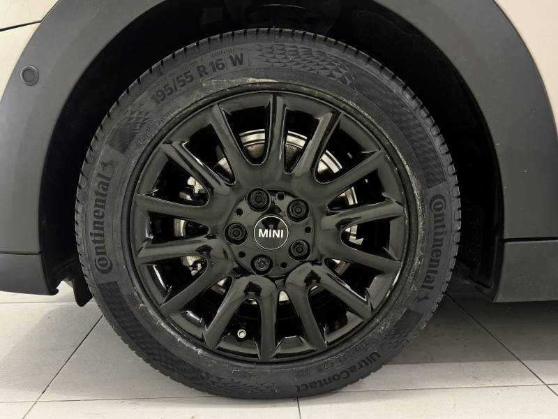Mini Mini Hatch 3 Portes Cooper 136 ch DKG7 Edition Camden  occasion � Carcassonne - photo n�20