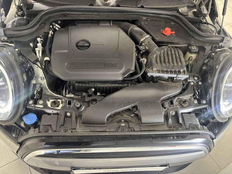 Mini Mini Hatch 3 Portes Cooper 136 ch DKG7 Edition Camden  occasion � B�ziers - photo n�16