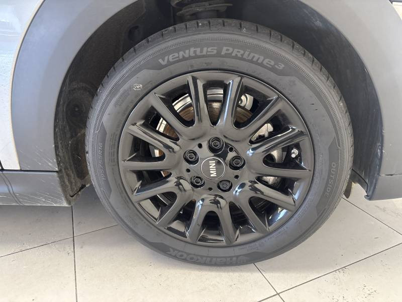 Mini Mini Hatch 3 Portes Cooper 136 ch DKG7 Edition Camden  occasion � B�ziers - photo n�12