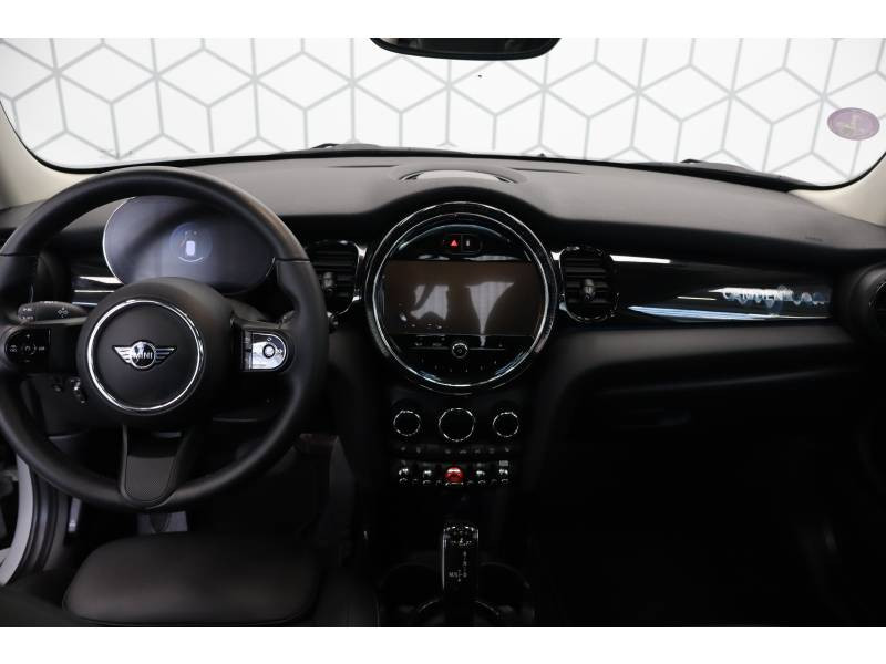 Mini Mini Hatch 3 Portes Cooper 136 ch DKG7 Edition Camden  occasion  Lescar - photo n5