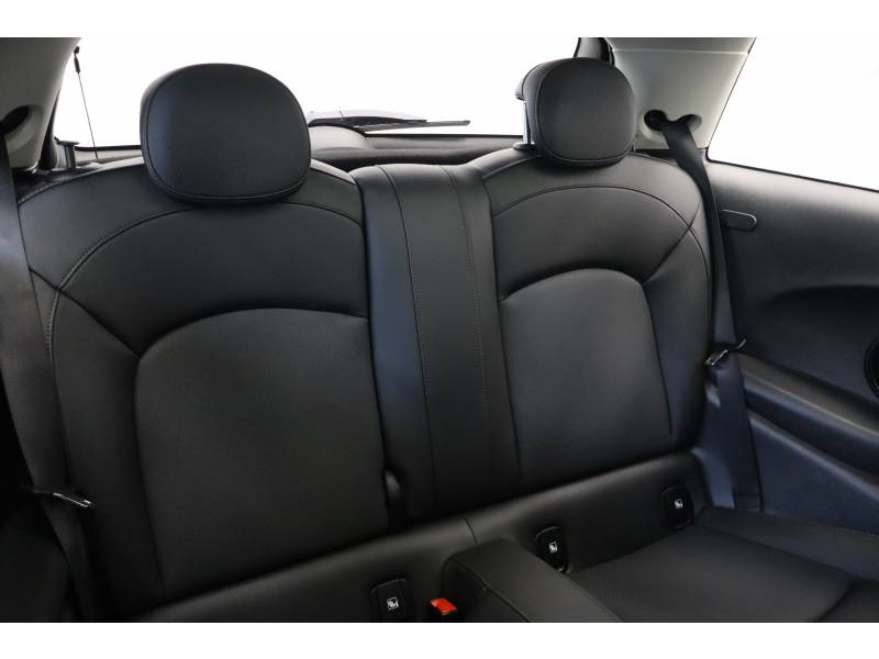 Mini Mini Hatch 3 Portes Cooper 136 ch DKG7 Edition Camden  occasion  Lescar - photo n8