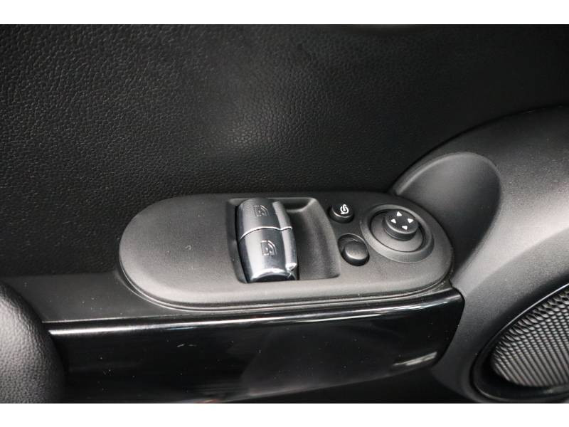 Mini Mini Hatch 3 Portes Cooper 136 ch DKG7 Edition Camden  occasion  Lescar - photo n20