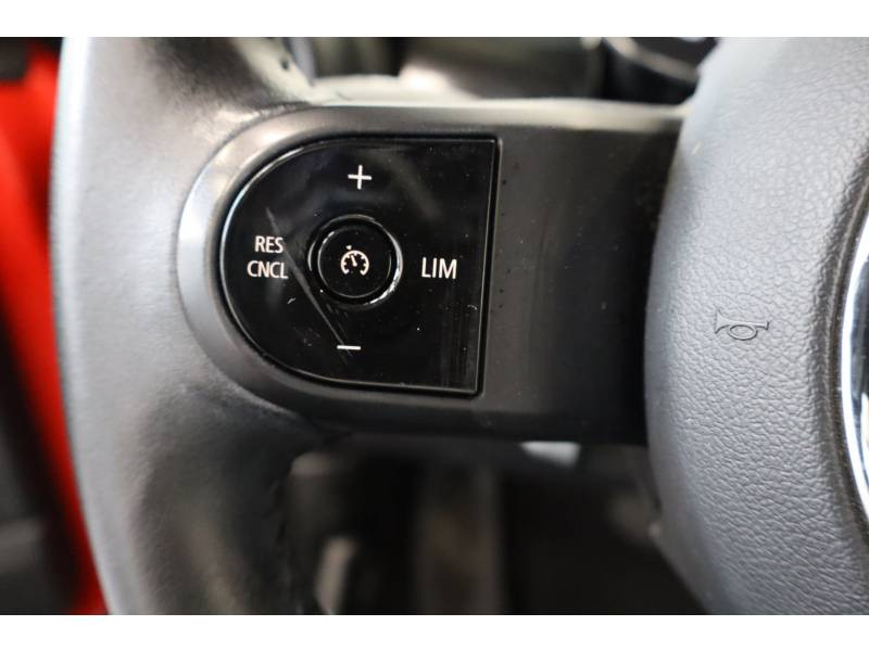 Mini Mini Hatch 3 Portes Cooper 136 ch DKG7 Edition Camden  occasion  Lescar - photo n8