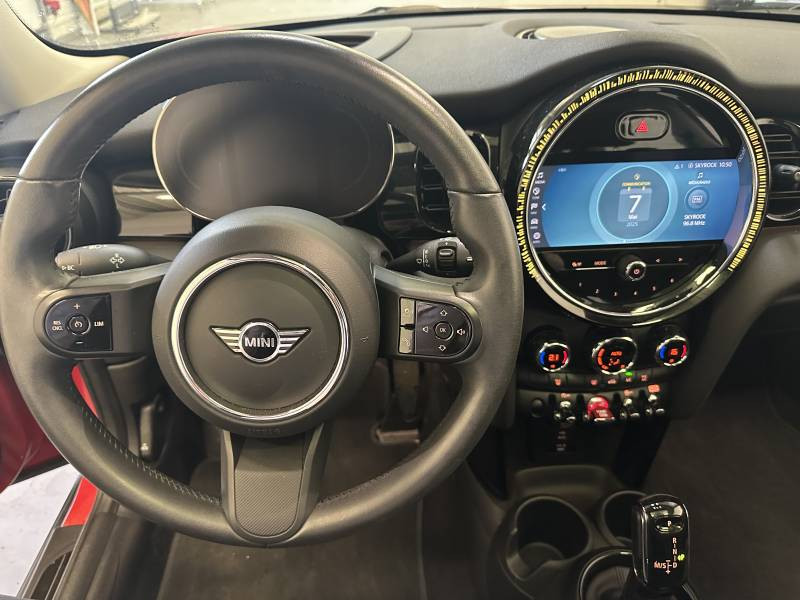 Mini Mini Hatch 3 Portes Cooper 136 ch DKG7 Edition Camden  occasion  Brive-la-Gaillarde - photo n5