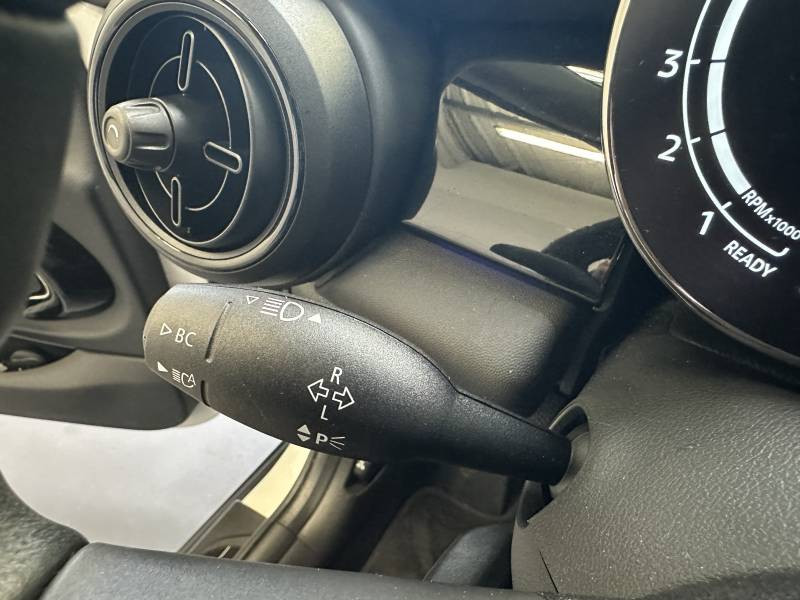 Mini Mini Hatch 3 Portes Cooper 136 ch DKG7 Edition Camden  occasion  Brive-la-Gaillarde - photo n16