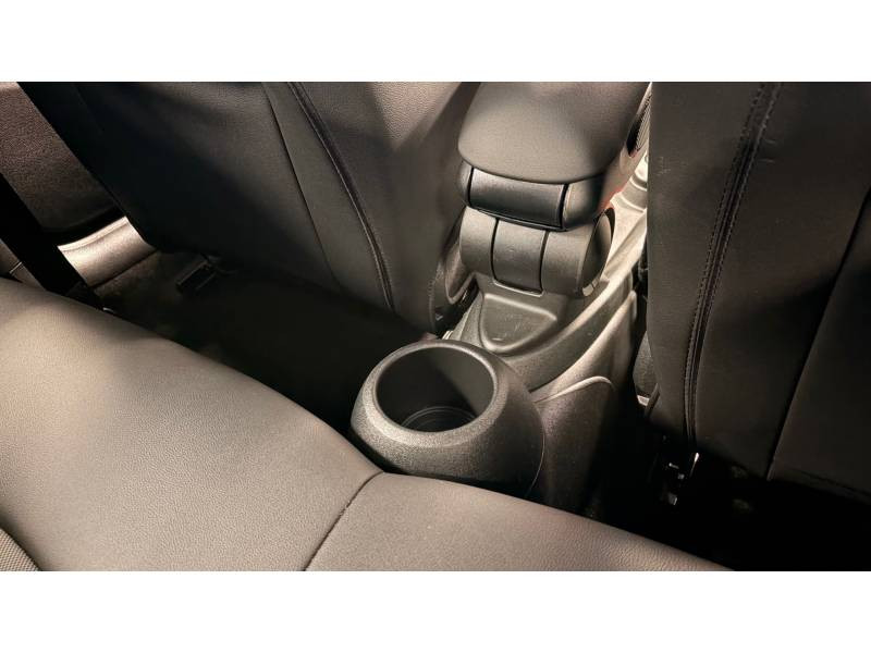 Mini Mini Hatch 3 Portes Cooper 136 ch DKG7 Edition Camden  occasion � Limoges - photo n�17