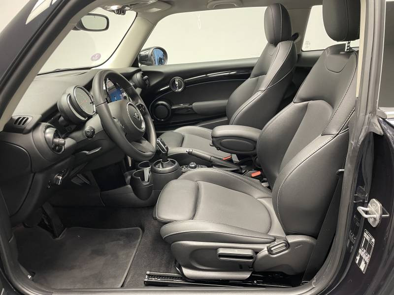 Mini Mini Hatch 3 Portes Cooper 136 ch DKG7 Edition Camden  occasion  Lormont - photo n4
