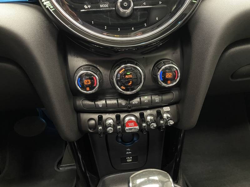 Mini Mini Hatch 3 Portes Cooper 136 ch DKG7 Edition Camden  occasion  Lormont - photo n5