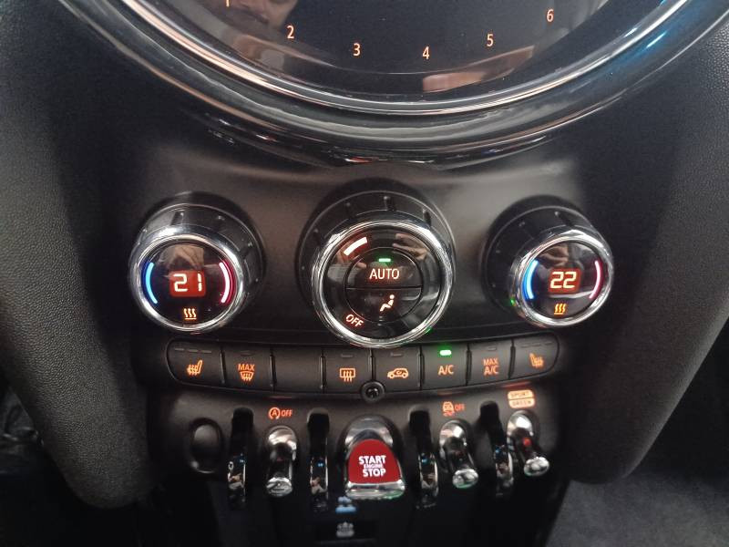 Mini Mini Hatch 3 Portes Cooper 136 ch DKG7 Edition Camden  occasion  Lormont - photo n16