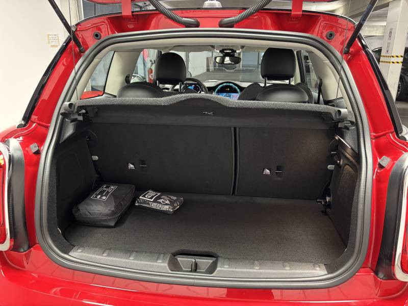 Mini Mini Hatch 3 Portes Cooper 136 ch DKG7 Edition Camden  occasion � Lormont - photo n�14