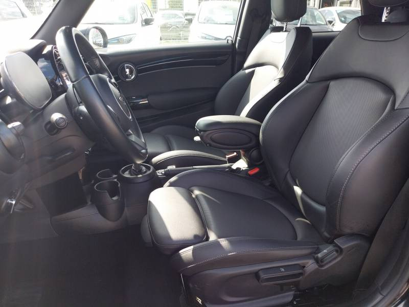Mini Mini Hatch 3 Portes Cooper 136 ch DKG7 Edition Camden  occasion  Toulouse - photo n10