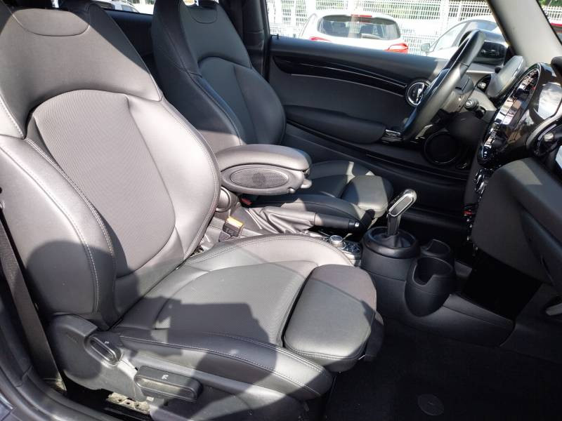 Mini Mini Hatch 3 Portes Cooper 136 ch DKG7 Edition Camden  occasion  Toulouse - photo n12
