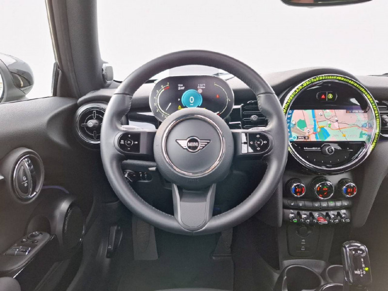 Mini Mini Hatch 3 Portes Cooper 136 ch DKG7 Edition Premium Plus 3p  occasion &agrave; Bo� - photo n&deg;6