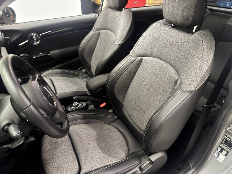 Mini Mini Hatch 3 Portes Cooper 136 ch DKG7 Edition Premium Plus  occasion  Carcassonne - photo n4