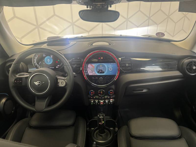 Mini Mini Hatch 3 Portes Cooper 136 ch DKG7 Edition Premium Plus 2024 - photo n°7 Mini Mini Hatch 3 Portes Cooper 136 ch DKG7 Edition Premium Plus  occasion à Béziers - photo n°7