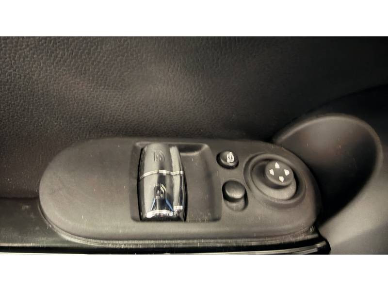 Mini Mini Hatch 3 Portes Cooper 136 ch DKG7 Edition Premium Plus  occasion � Brive-la-Gaillarde - photo n�19