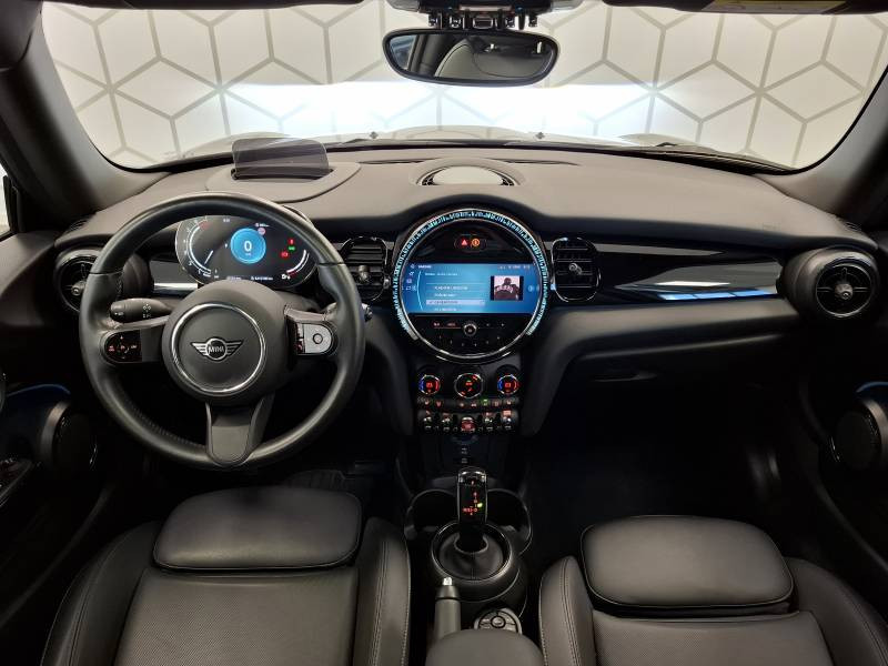 Mini Mini Hatch 3 Portes Cooper 136 ch DKG7 Edition Premium Plus  occasion  Limoges - photo n5