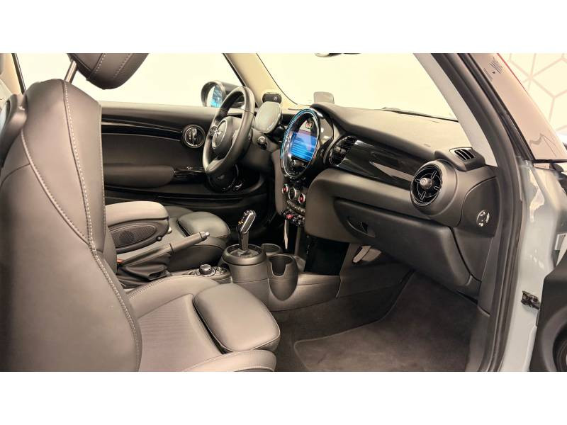 Mini Mini Hatch 3 Portes Cooper 136 ch DKG7 Edition Premium Plus  occasion � Limoges - photo n�9