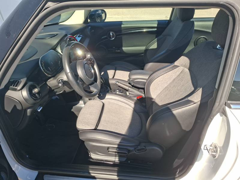 Mini Mini Hatch 3 Portes Cooper 136 ch DKG7 Edition Premium Plus  occasion � Auch - photo n�9