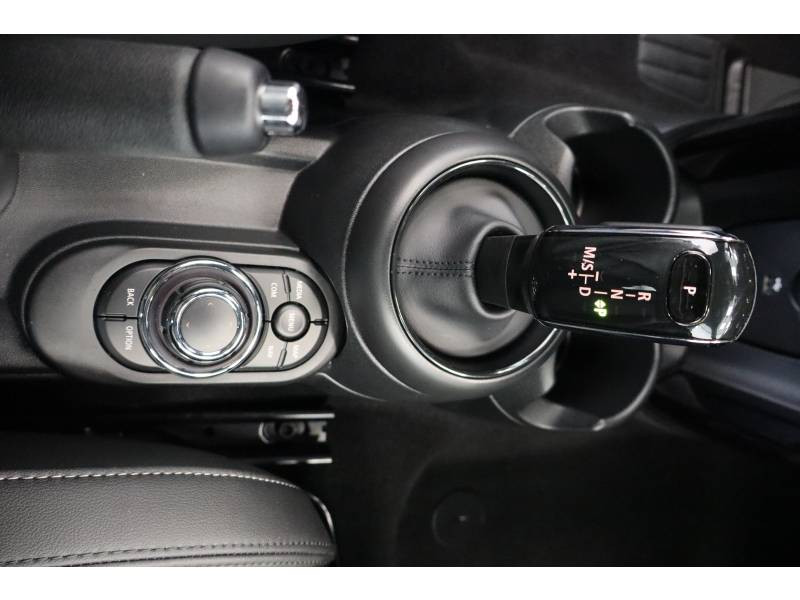 Mini Mini Hatch 3 Portes Cooper 136 ch DKG7 Edition Premium  occasion � Lescar - photo n�20