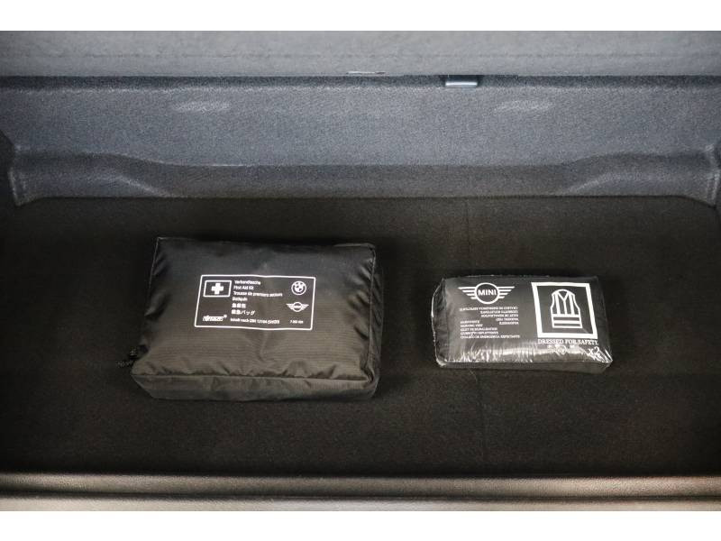 Mini Mini Hatch 3 Portes Cooper 136 ch DKG7 Edition Premium  occasion � Lescar - photo n�12