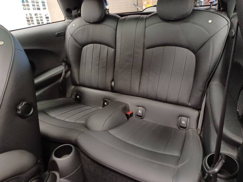 Mini Mini Hatch 3 Portes Cooper 136 ch DKG7 Finition Yours  occasion  VELINES - photo n10