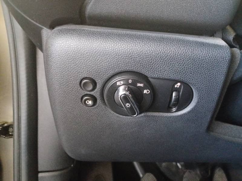 Mini Mini Hatch 3 Portes Cooper 136 ch Edition Blackfriars  occasion  Tarbes - photo n20