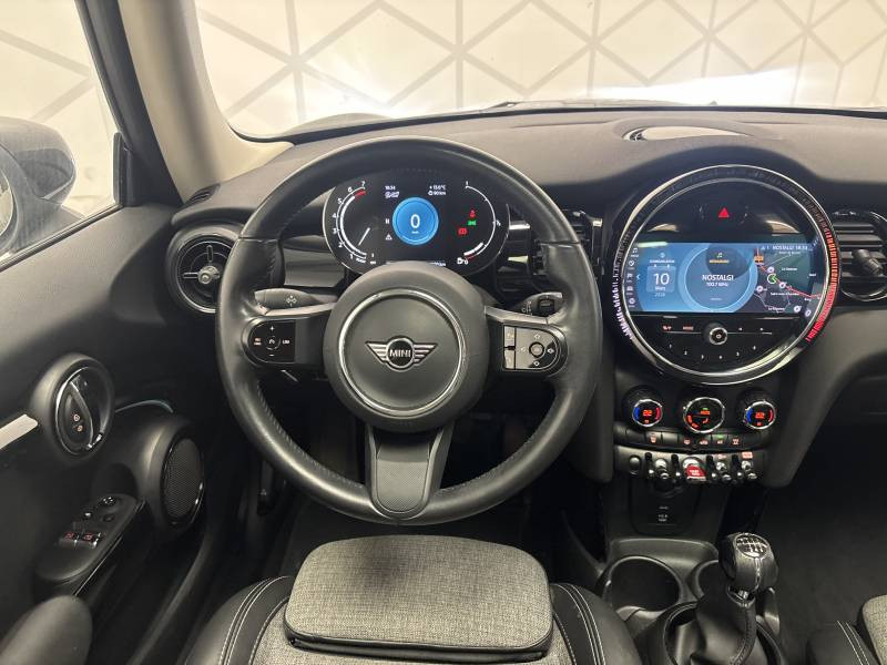 Mini Mini Hatch 3 Portes Cooper 136 ch Edition Camden  occasion � B�ziers - photo n�7