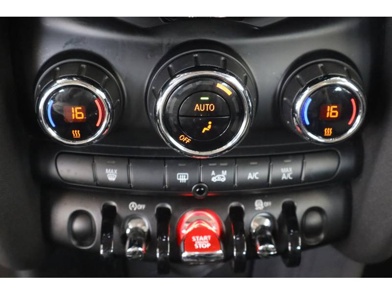 Mini Mini Hatch 3 Portes Cooper 136 ch Finition Chili  occasion � Lescar - photo n�17