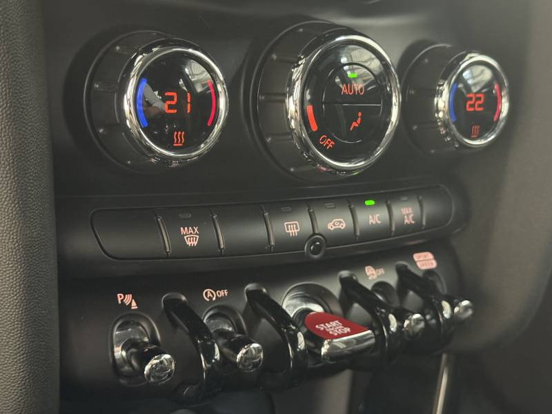 Mini Mini Hatch 3 Portes Cooper 136 ch Finition John Works  occasion  Bziers - photo n20