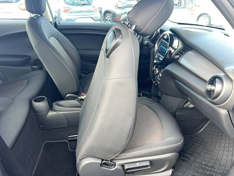 Mini Mini Hatch 3 Portes Cooper 136 ch  occasion  Sainte-Bazeille - photo n14